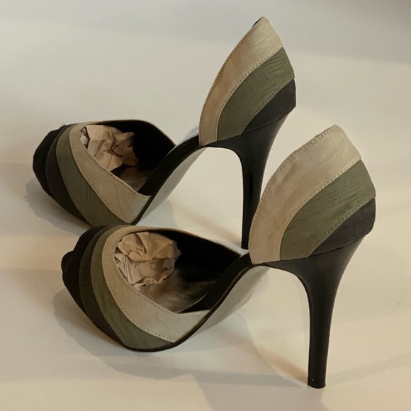 Charlotte Russe High Heels - Picture 4 of 9